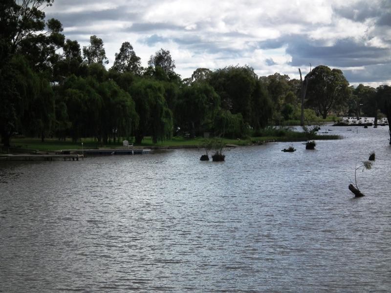18 Grandview Road, Kirwans Bridge VIC 3608