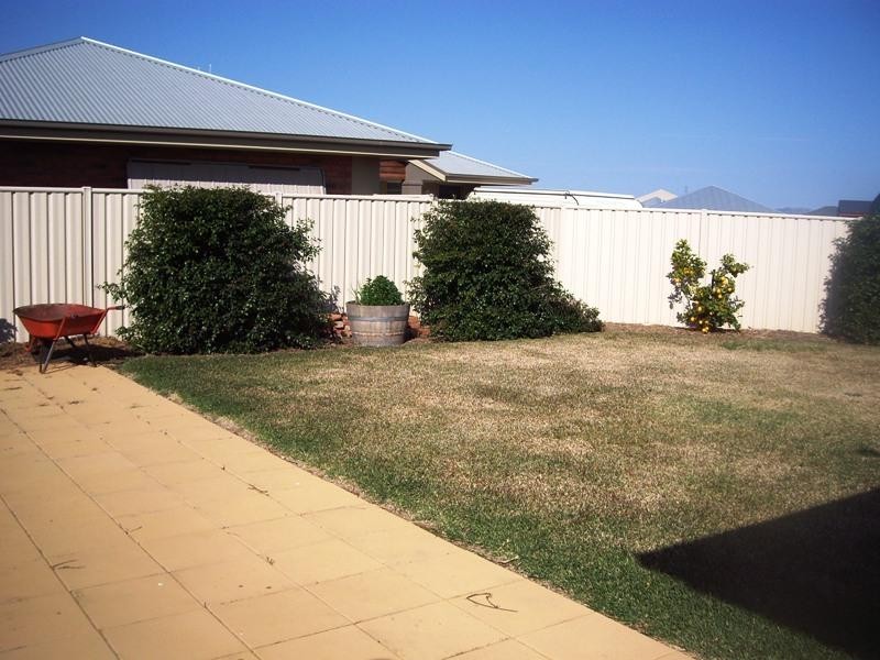 1/5 Helena, Nagambie VIC 3608