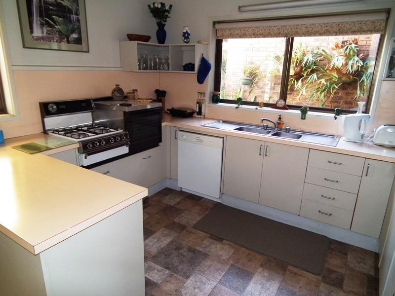 22 Robinson Street, Nagambie VIC 3608