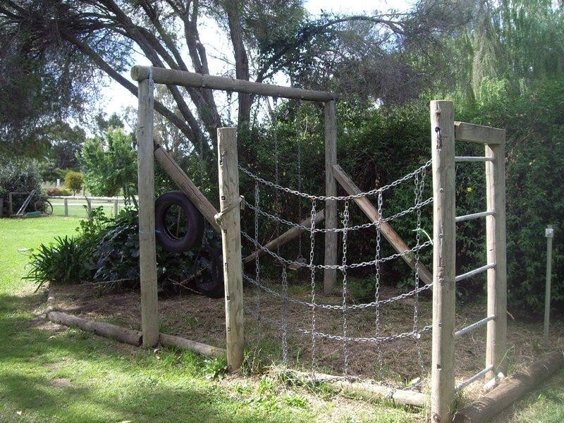 8 Longwood Road, Avenel VIC 3664