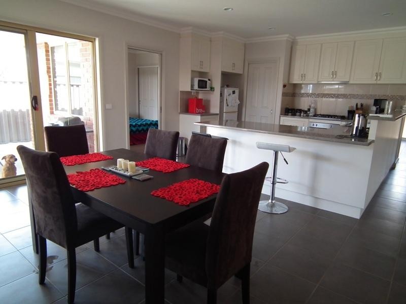 2/11 Vine Street, Nagambie VIC 3608