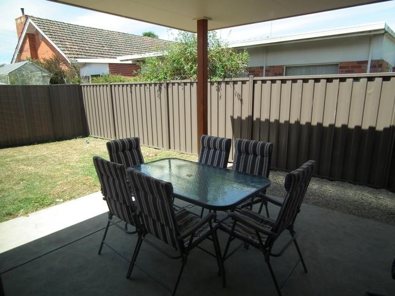 2/11 Vine Street, Nagambie VIC 3608