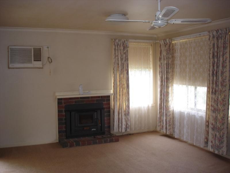 10-12 Wedge Street, Avenel VIC 3664