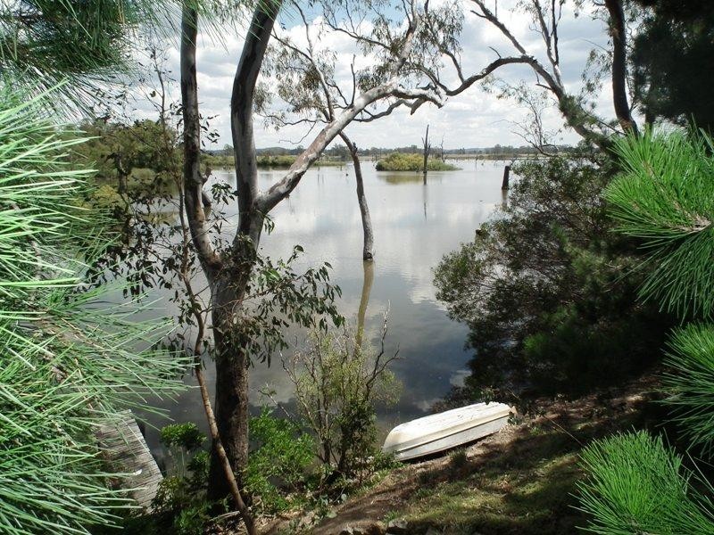 36 McLeod Street, Kirwans Bridge VIC 3608