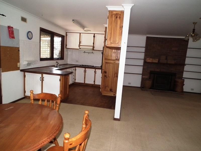 34 Queen Street, Avenel VIC 3664