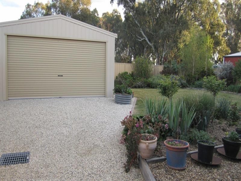 17 Barwon Street, Nagambie VIC 3608