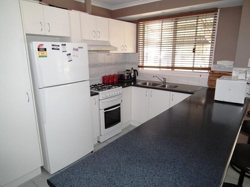 64 Anderson Street, Avenel VIC 3664