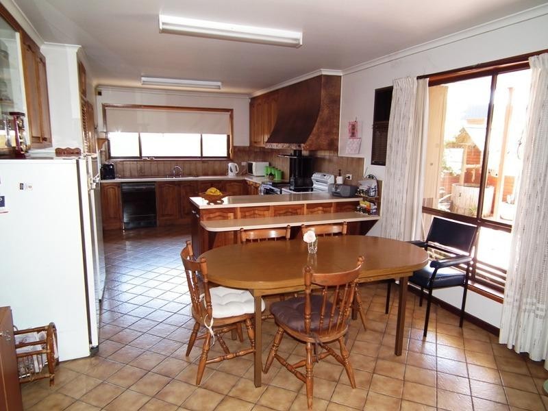 331-333 High Street, Nagambie VIC 3608