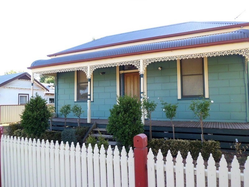 2A Murchison Road, Avenel VIC 3664