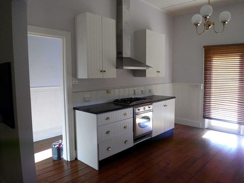 2A Murchison Road, Avenel VIC 3664