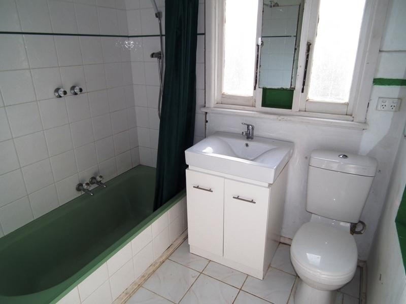 4 Henry Street, Avenel VIC 3664