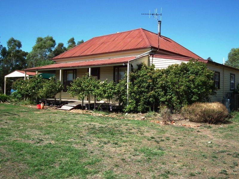 9 Racecourse Road, Nagambie VIC 3608