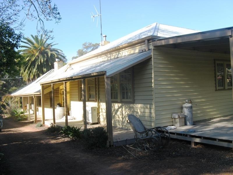 80 River Road, Murchison VIC 3610