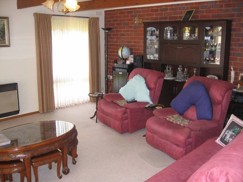 25 Webb Avenue, Seymour VIC 3660