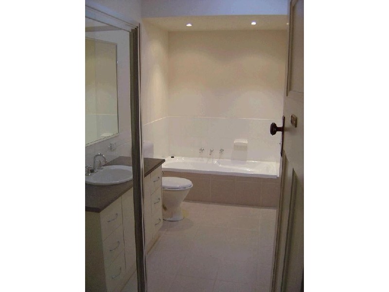 14 Stewart Street, Seymour VIC 3660