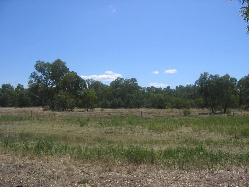 - Kent Street, Avenel VIC 3664