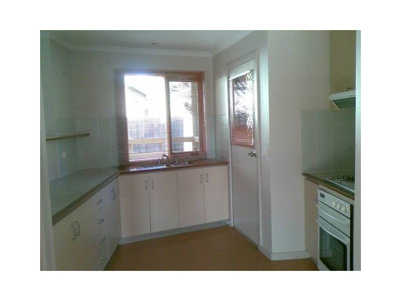 2/47a The Esplanade, Seymour VIC 3660