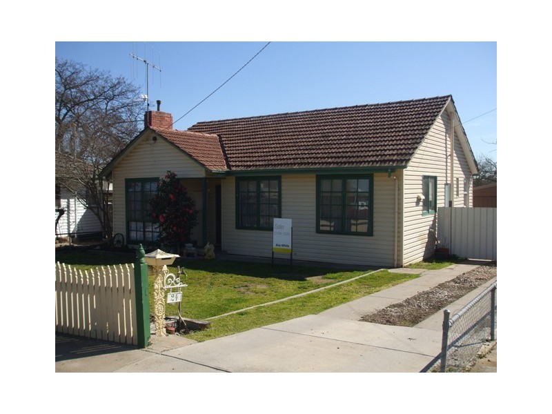24 Perrin Street, Seymour VIC 3660