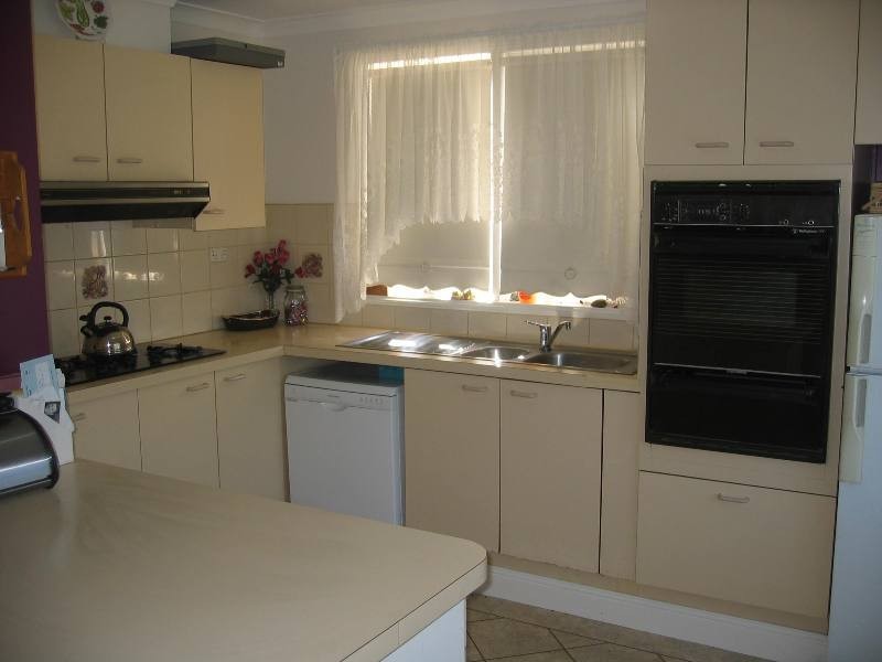 24 Perrin Street, Seymour VIC 3660