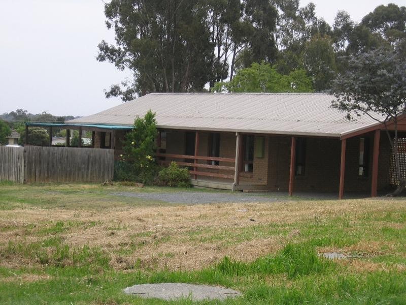 9 Delatite Road, Seymour VIC 3660