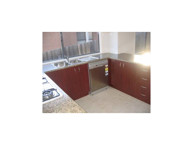 6 Clarey Avenue, Seymour VIC 3660