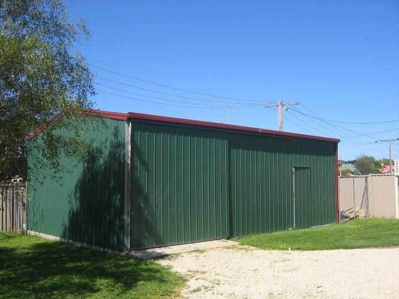 2 Goulburn Street, Seymour VIC 3660
