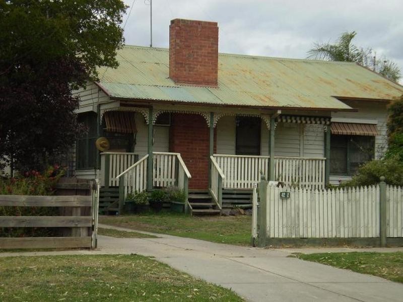 42 Stewart Street, Seymour VIC 3660