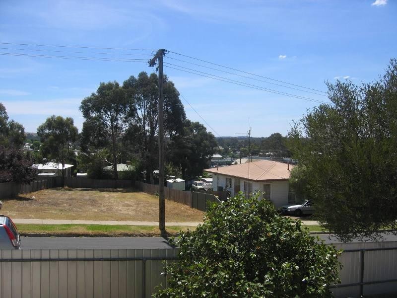 1 Dockery Street, Seymour VIC 3660