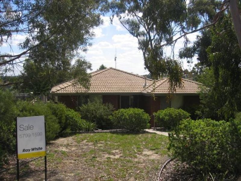 10 Coughlin Court, Seymour VIC 3660