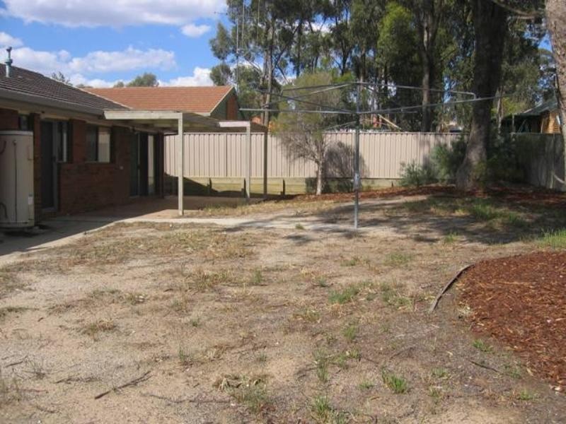 16 Coughlin Court, Seymour VIC 3660