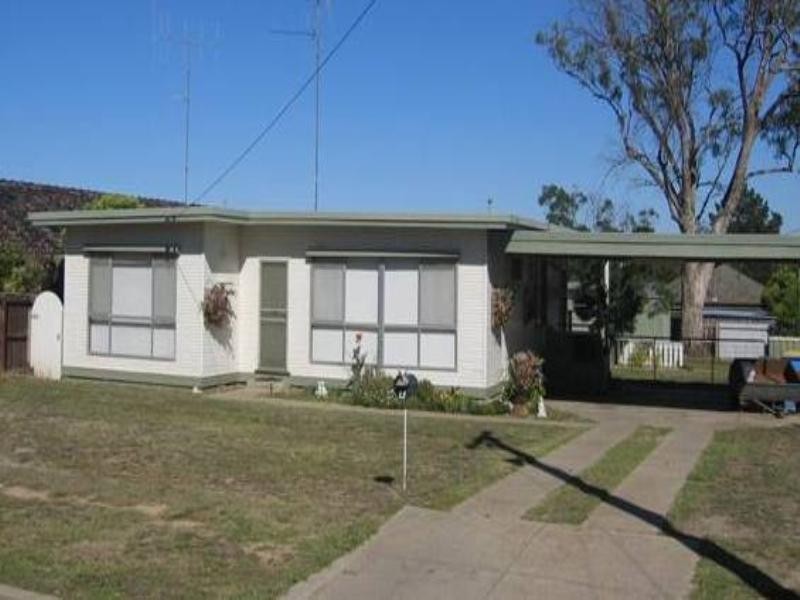 13 Grattan Street, Seymour VIC 3660