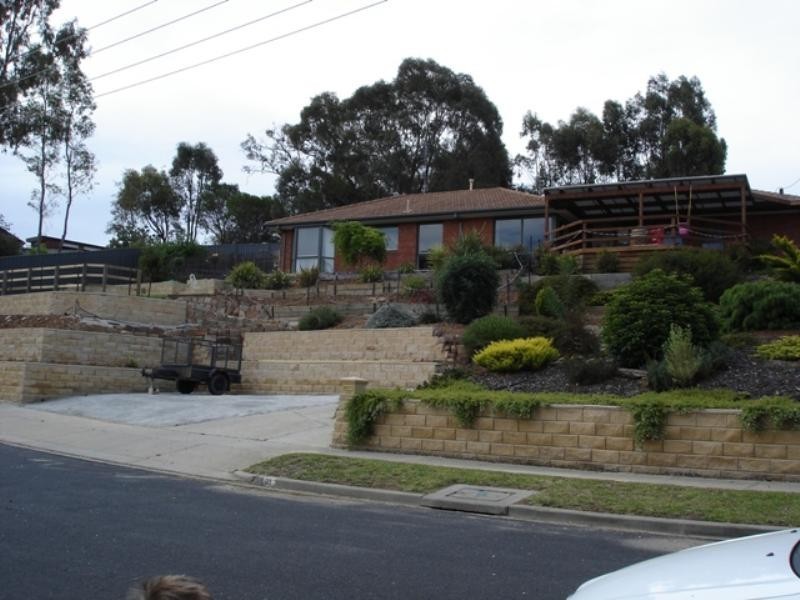 21 Hanley Crescent, Seymour VIC 3660