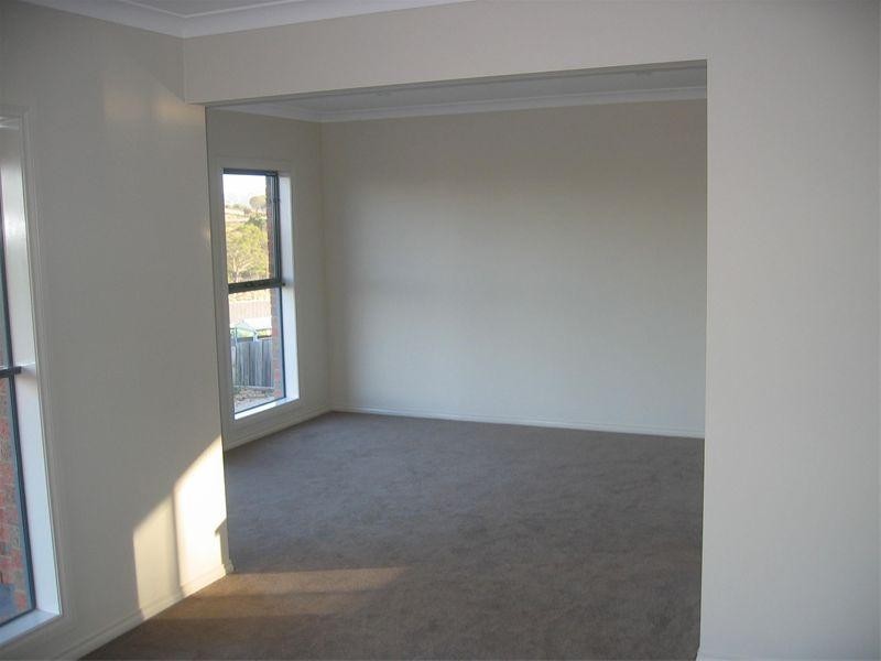 6 Clarey Avenue, Seymour VIC 3660