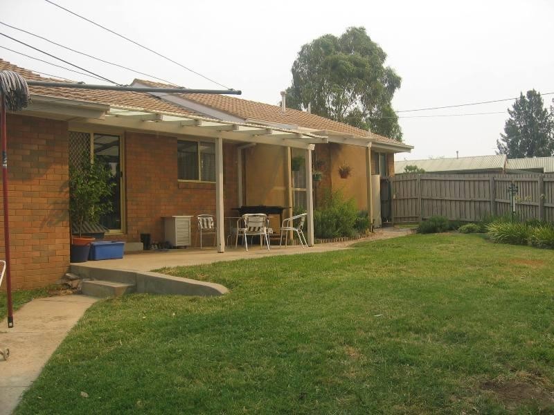 5 Foley Avenue, Seymour VIC 3660