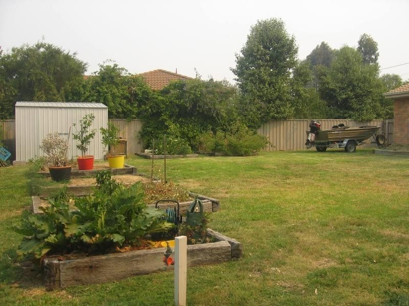 5 Foley Avenue, Seymour VIC 3660