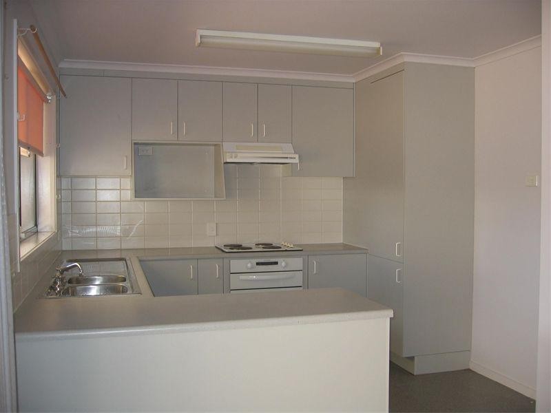 16 Coughlin Court, Seymour VIC 3660