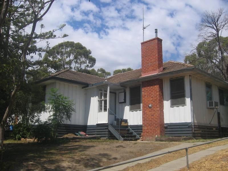 75 Chisholm Crescent, Seymour VIC 3660