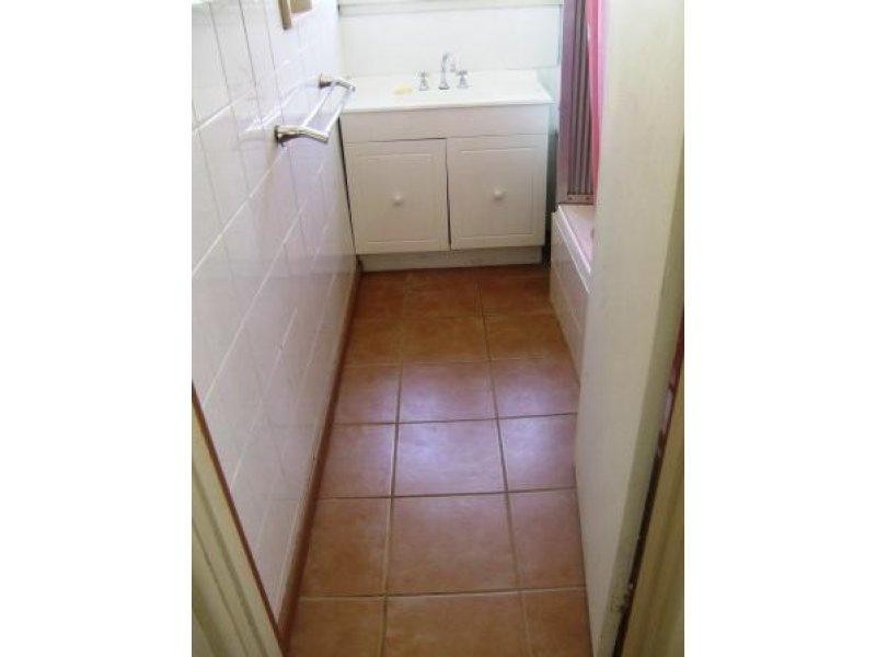 75 Chisholm Crescent, Seymour VIC 3660