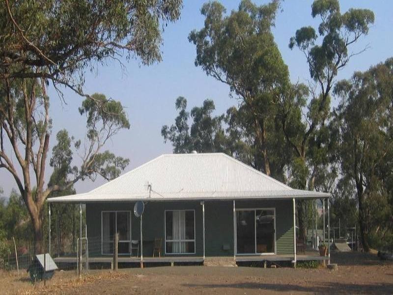 150 Yellow Box Road, Seymour VIC 3660