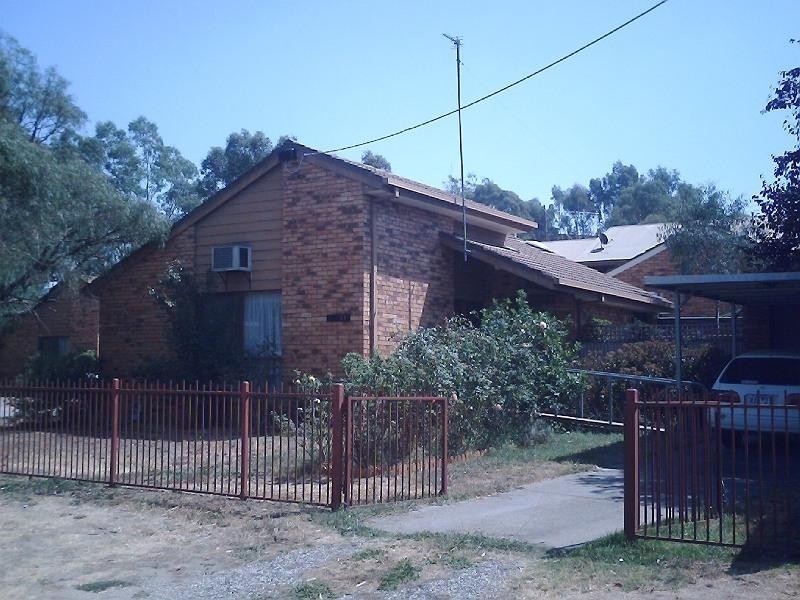 1/153 High Street, Seymour VIC 3660