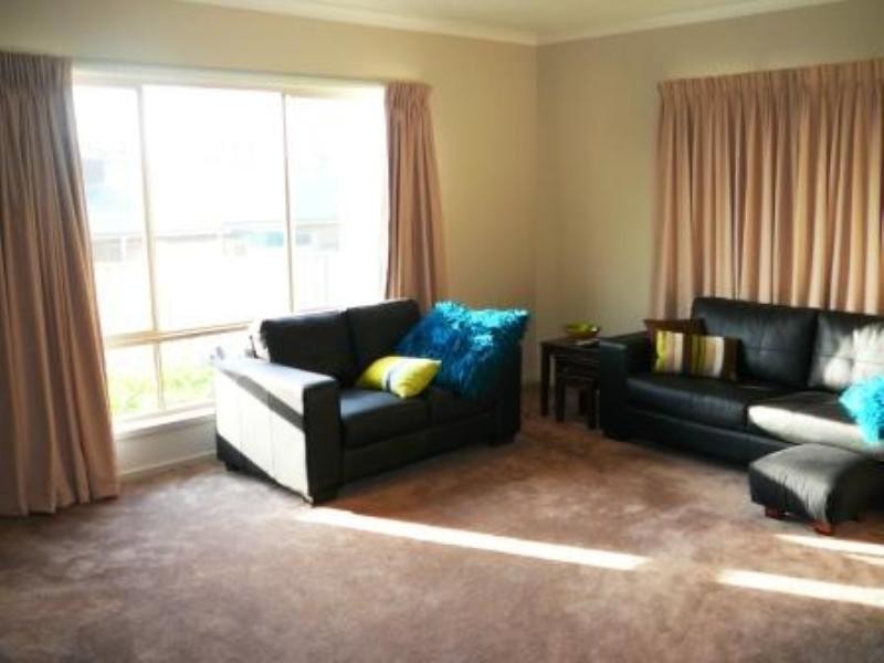 12 Heffey Court, Seymour VIC 3660