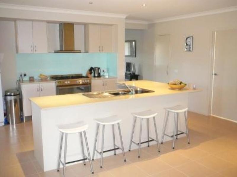 12 Heffey Court, Seymour VIC 3660