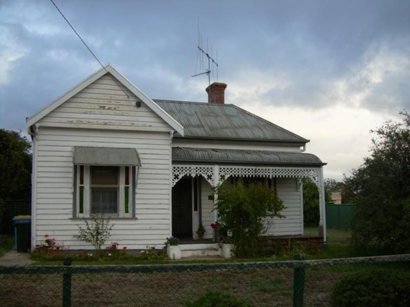 7 Butler Street, Seymour VIC 3660