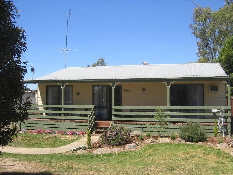 70 Delatite Road, Seymour VIC 3660