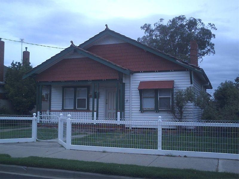 11 Tristan Street, Seymour VIC 3660