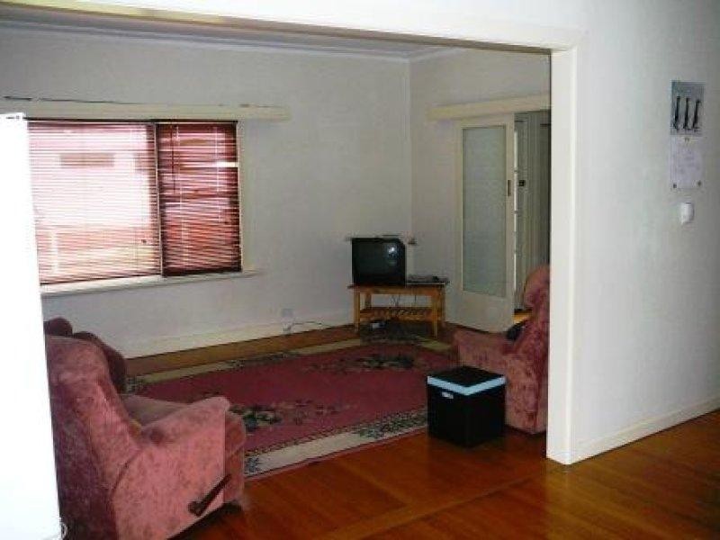 17 Watson Street, Seymour VIC 3660