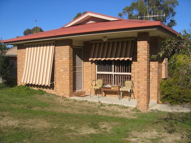 2/17 O’Sullivan Court, Seymour VIC 3660
