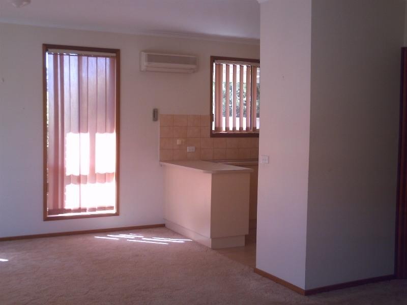 2/17 O’Sullivan Court, Seymour VIC 3660