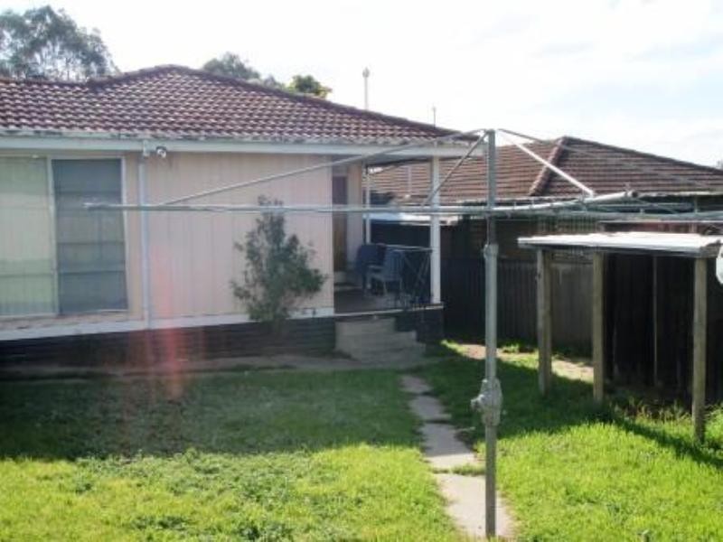 13 Smith Street, Seymour VIC 3660