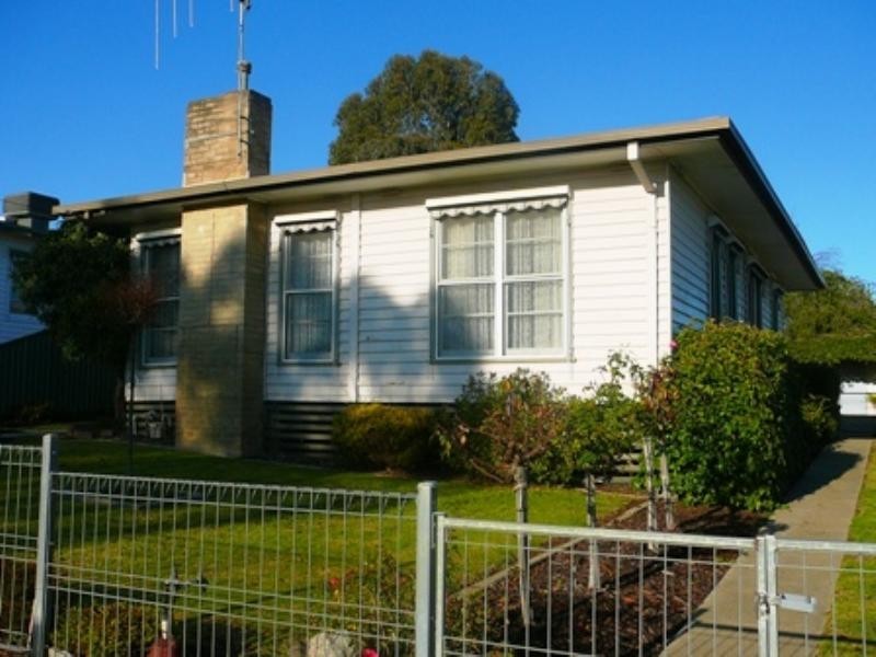132 Anzac Avenue, Seymour VIC 3660